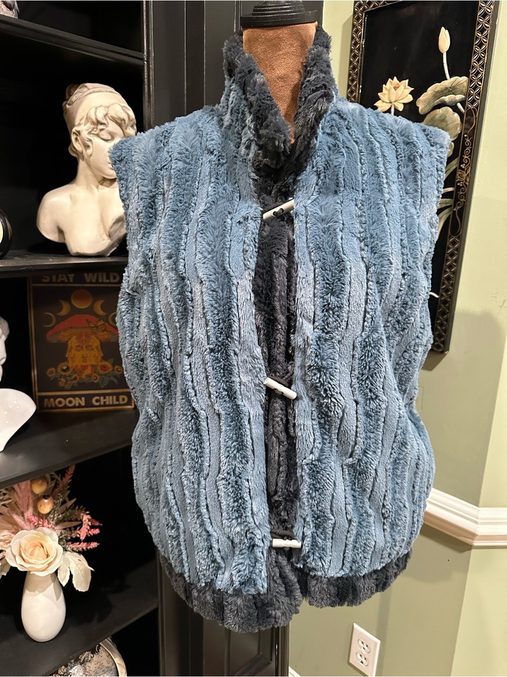 Wooly Bully Faux Fur Reversible Vest – Blue Textured – Toggle Closure